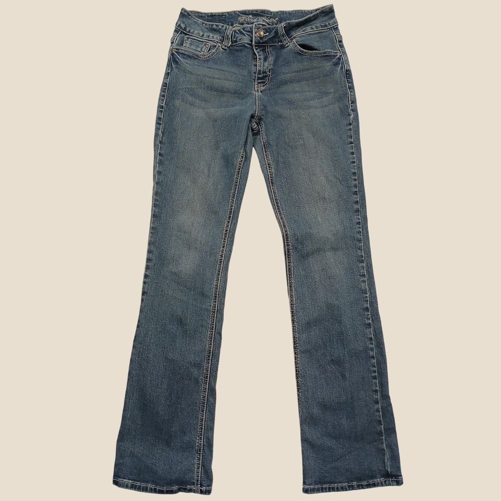 Wired Heart Bootcut Jeans 29 Medium Wash Embroidered Cross Back Pocket Low Rise